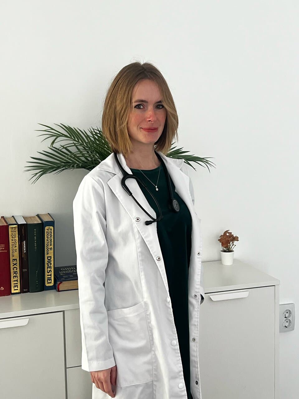 Dr. Gabriela Negrean, Medic Gastroenterolog în Zalău.